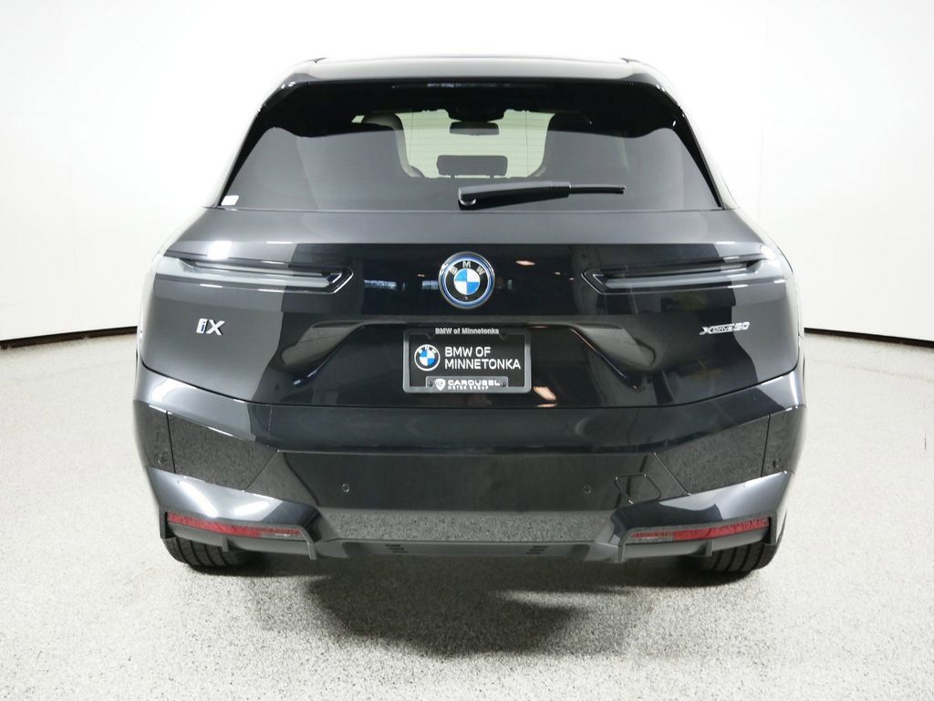 Thumbnail: 2025 BMW iX - 14