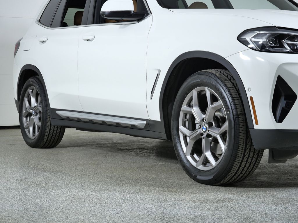 Thumbnail: 2023 BMW X3 - 8