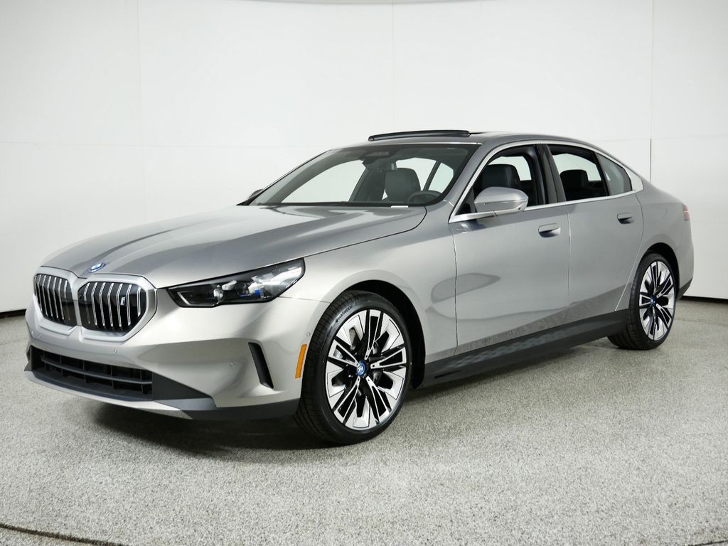 2025 BMW i5 xDrive40 -
                Wayzata, MN