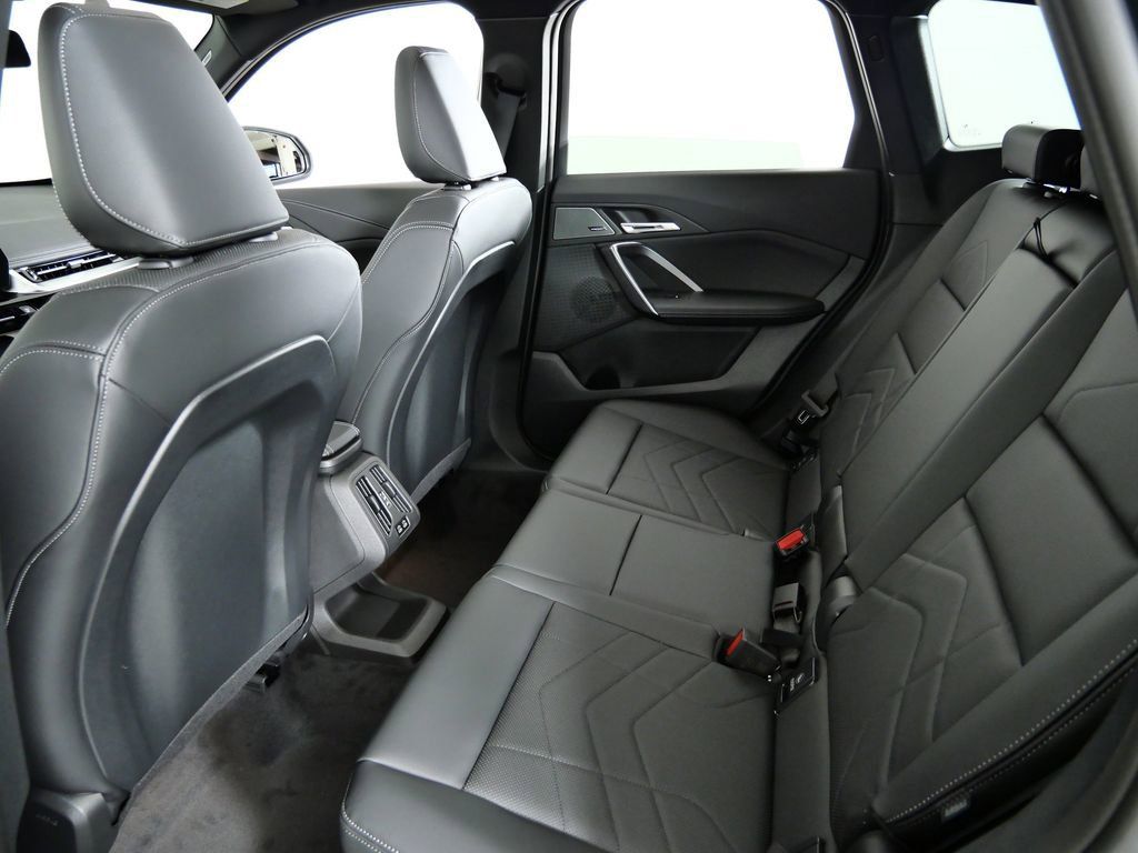 Thumbnail: 2026 BMW X1 - 31