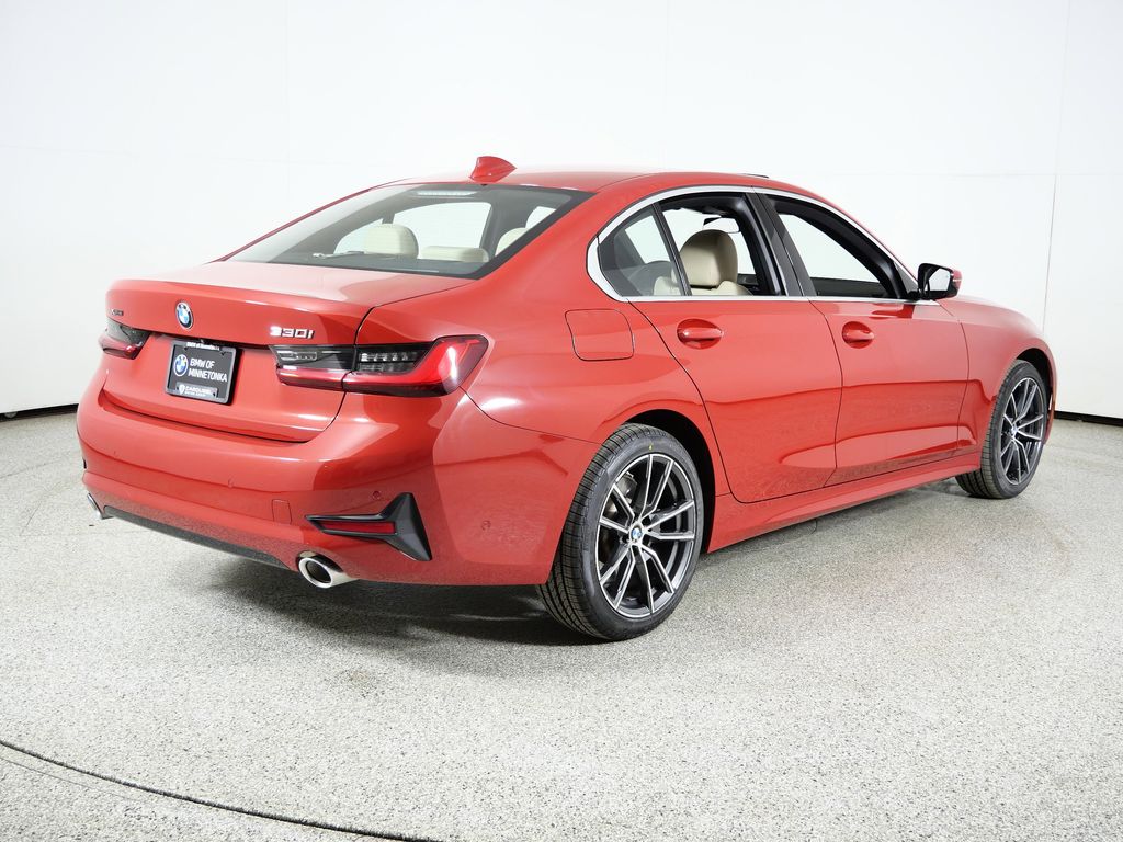 Thumbnail: 2019 BMW 3 Series - 10