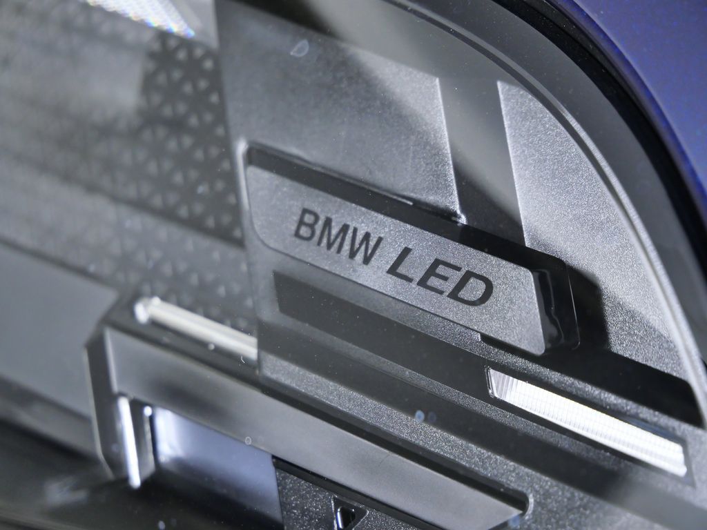 Thumbnail: 2026 BMW X5 - 4