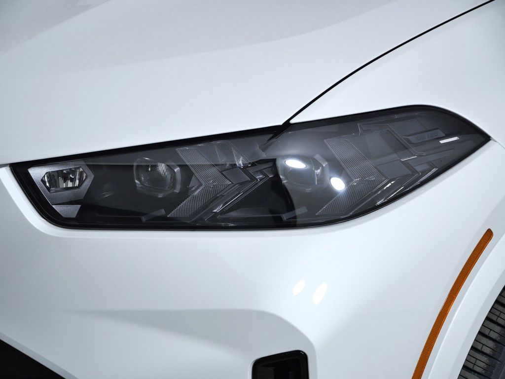 Thumbnail: 2026 BMW X5 - 3