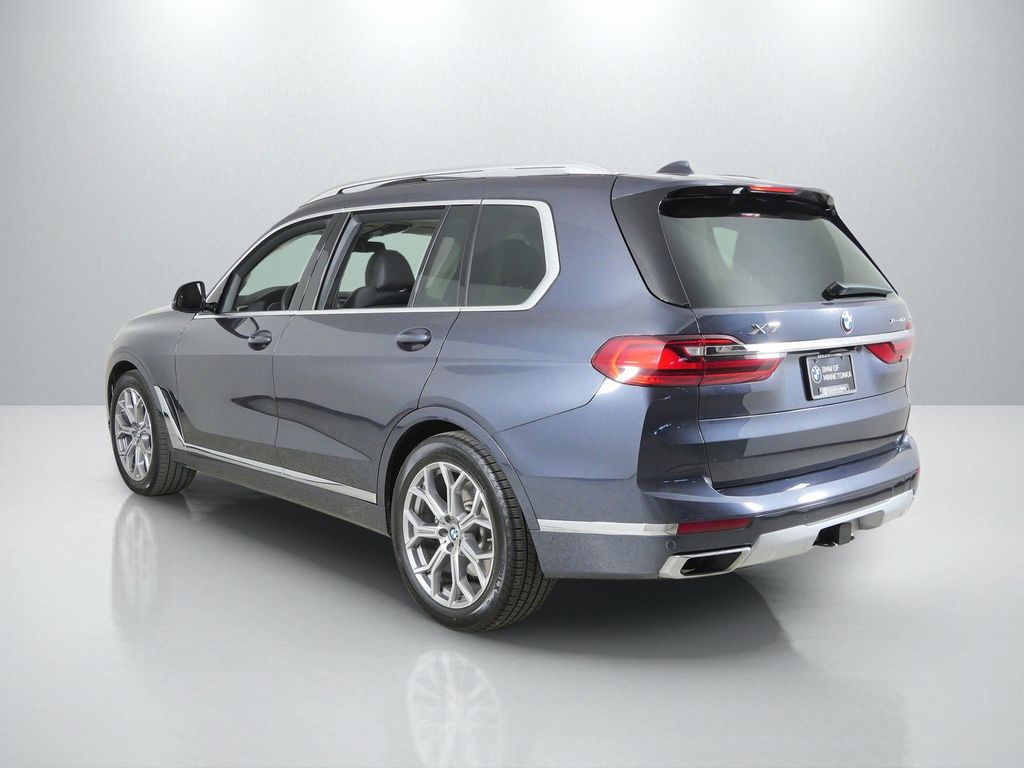 Thumbnail: 2022 BMW X7 - 17