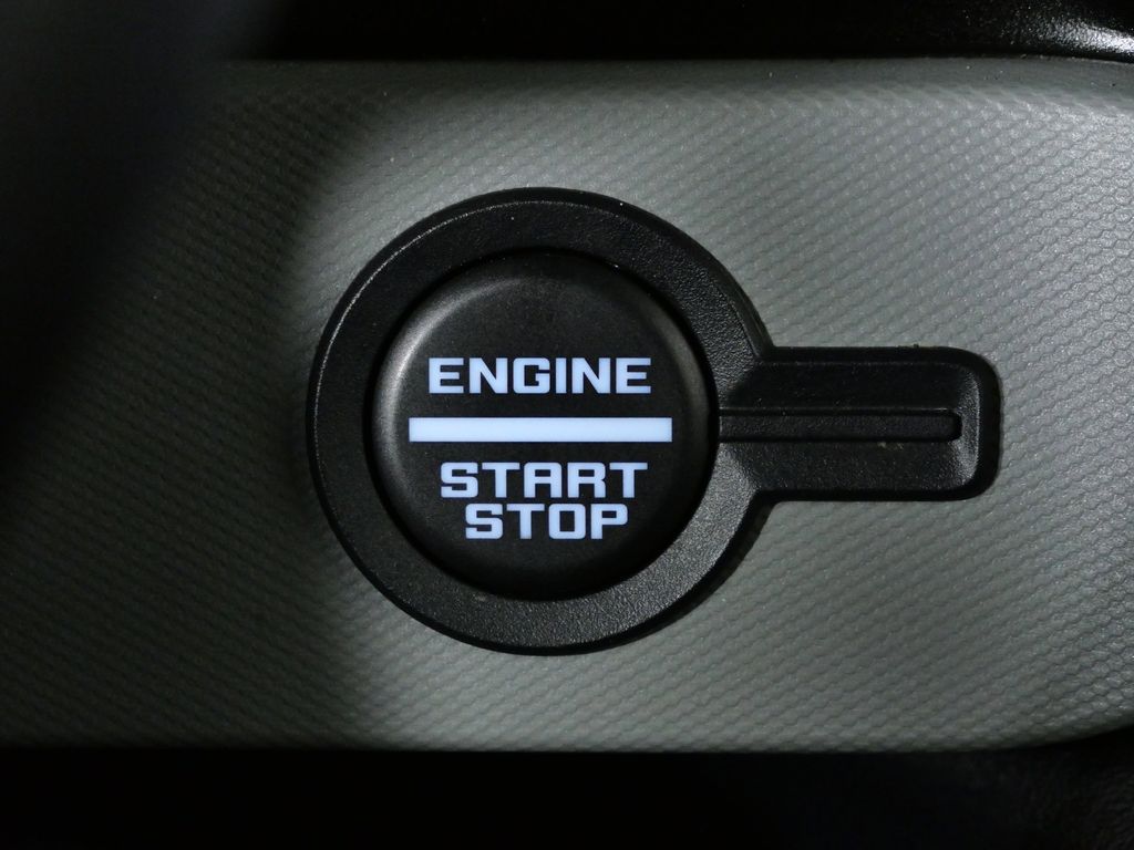 Thumbnail: 2022 Ford Bronco - 42