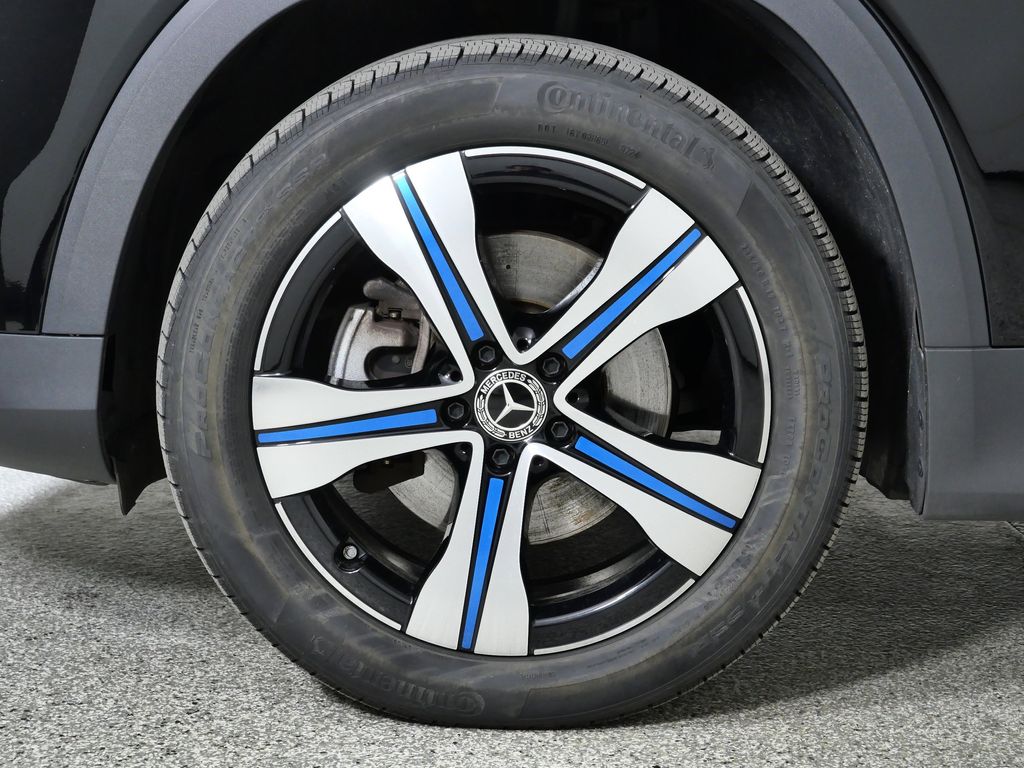 Thumbnail: 2022 Mercedes-Benz EQB - 18