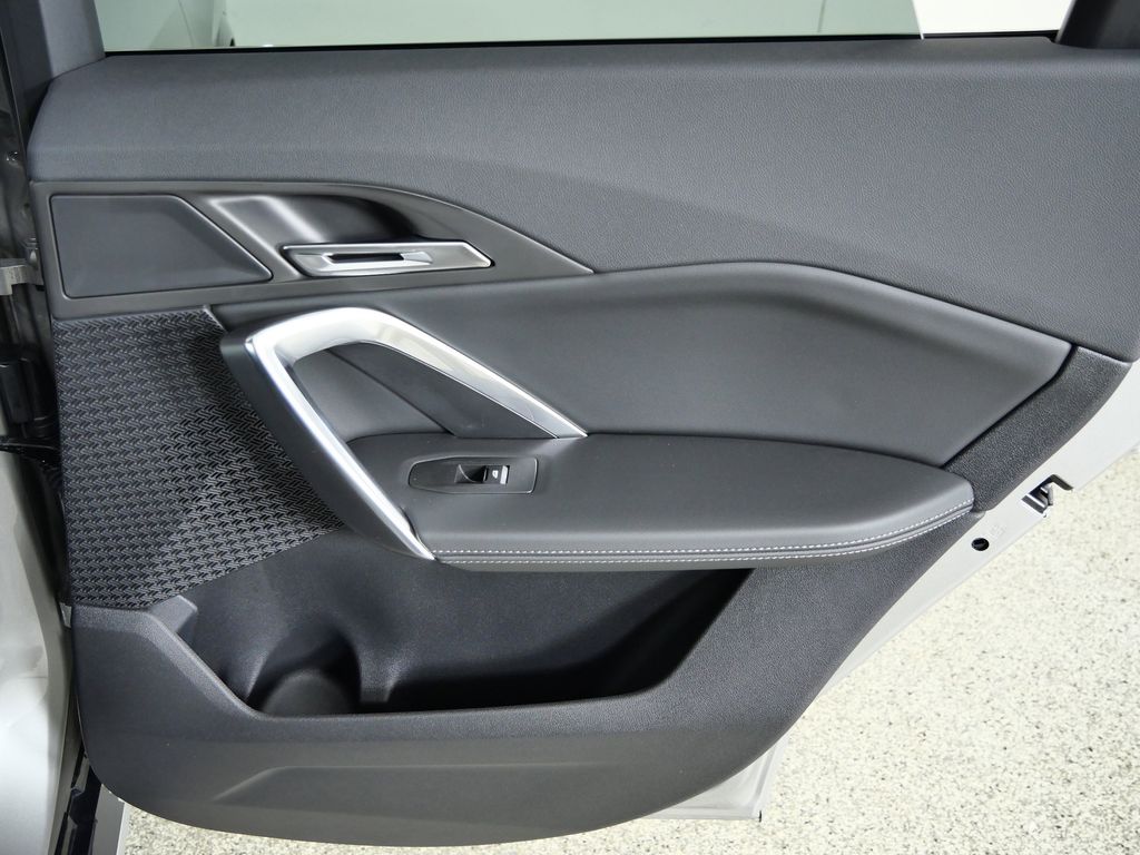 Thumbnail: 2026 BMW X1 - 23