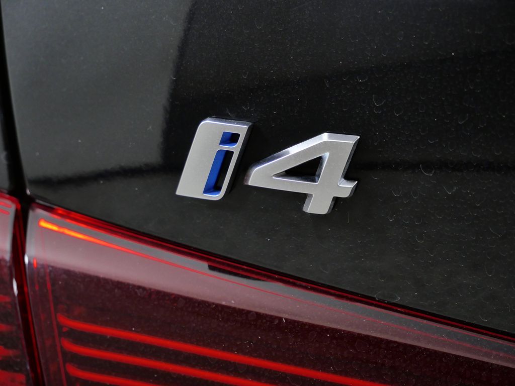Thumbnail: 2025 BMW i4 - 16