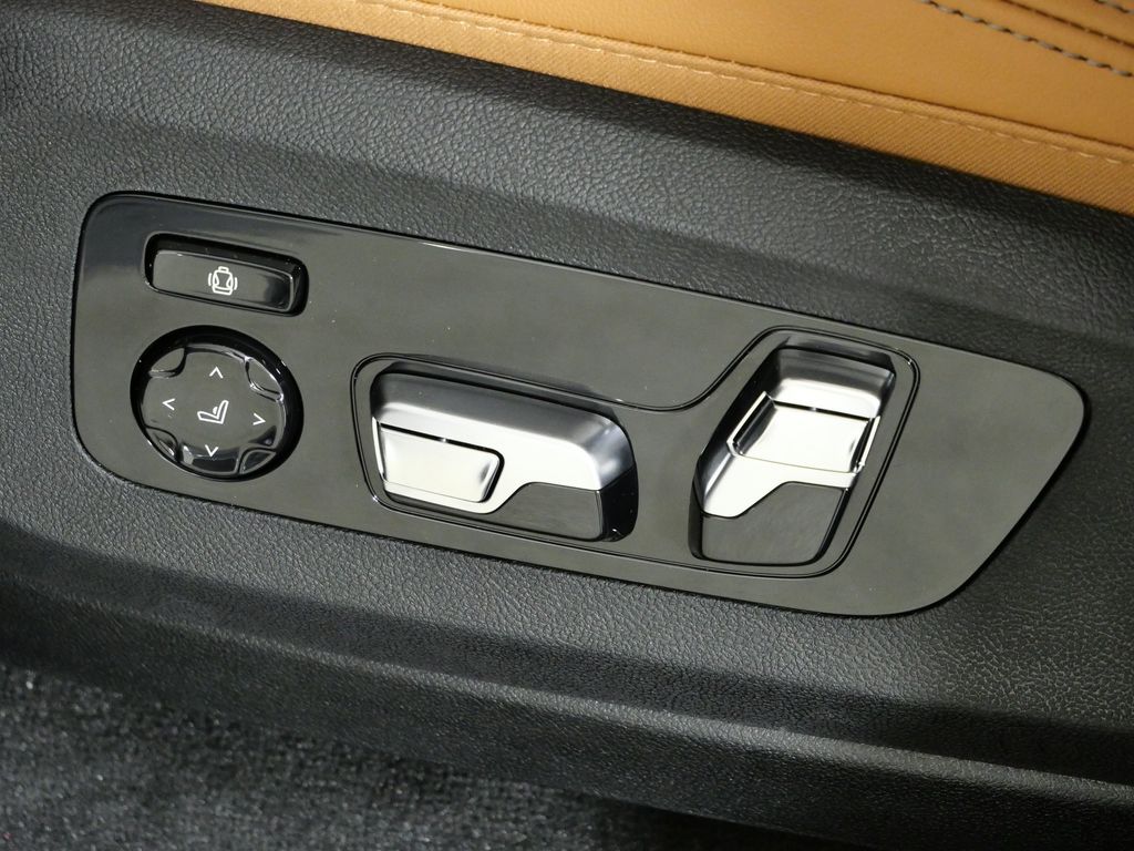 Thumbnail: 2026 BMW X6 - 39