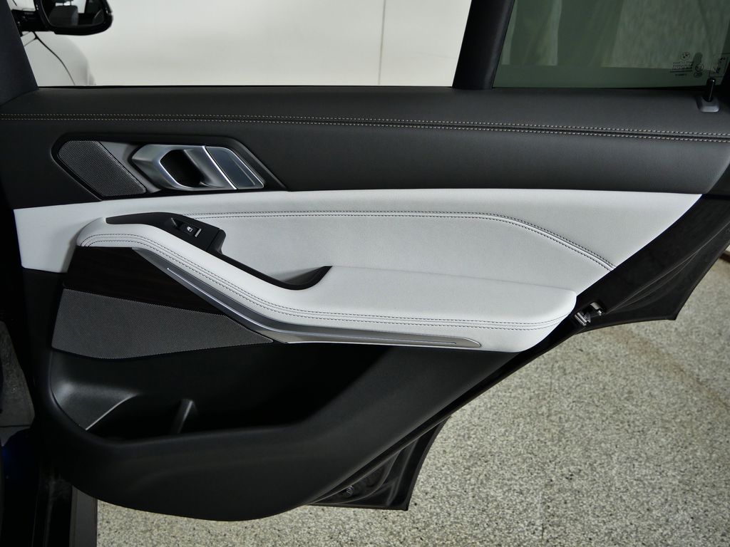 Thumbnail: 2024 BMW X5 - 30