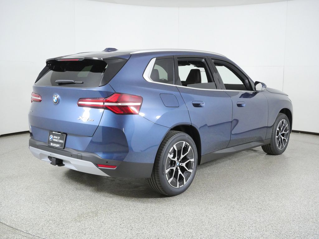 Thumbnail: 2026 BMW X3 - 9