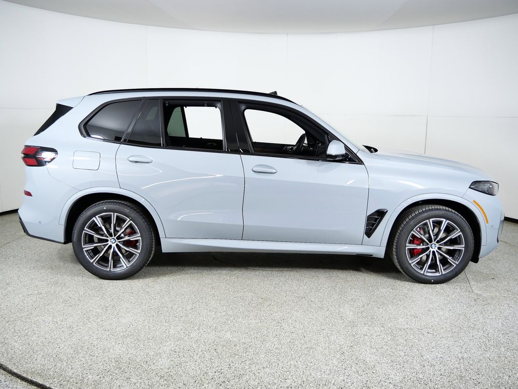 Thumbnail: 2026 BMW X5 - 8