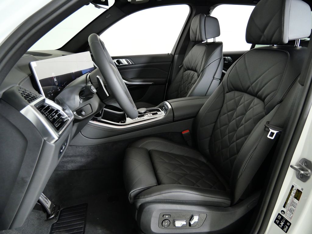 Thumbnail: 2026 BMW X5 - 36