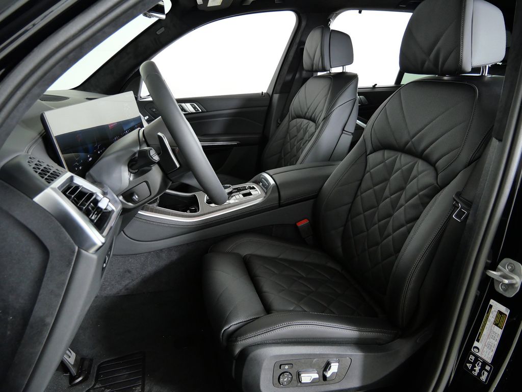 Thumbnail: 2026 BMW X5 - 36