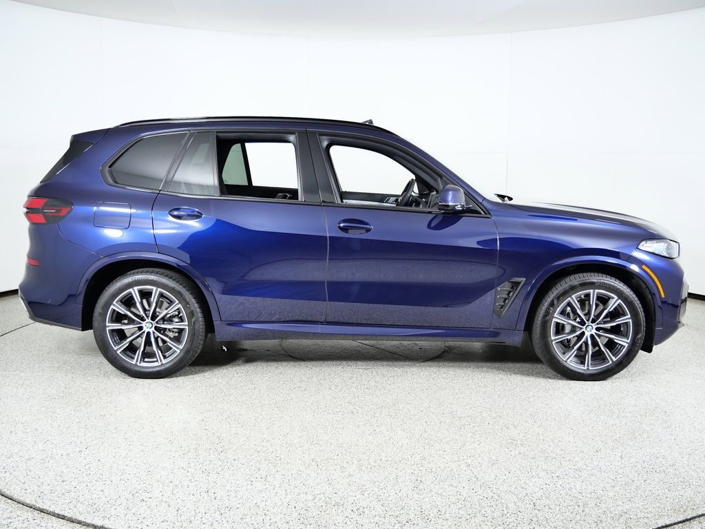 Thumbnail: 2026 BMW X5 - 9