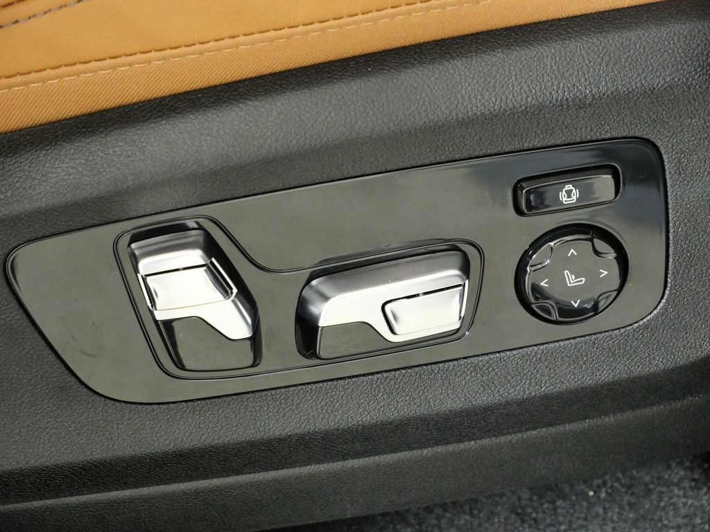 Thumbnail: 2026 BMW X5 - 24