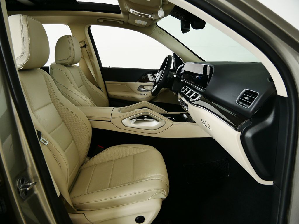 Thumbnail: 2021 Mercedes-Benz GLE - 21
