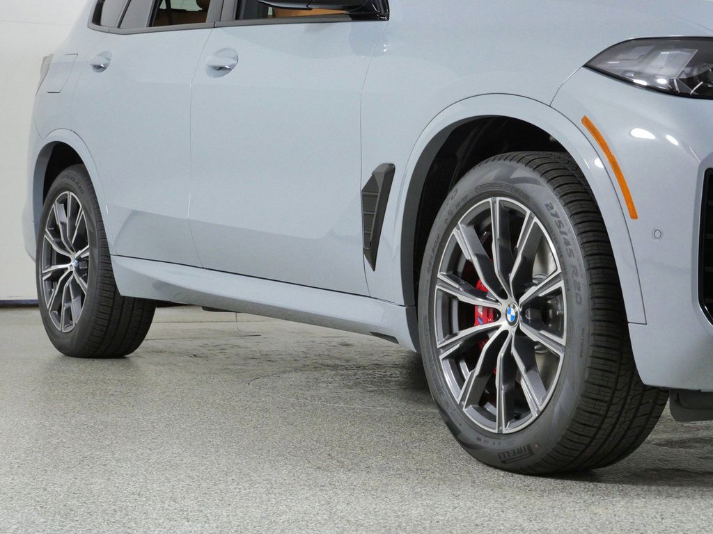 Thumbnail: 2026 BMW X5 - 6