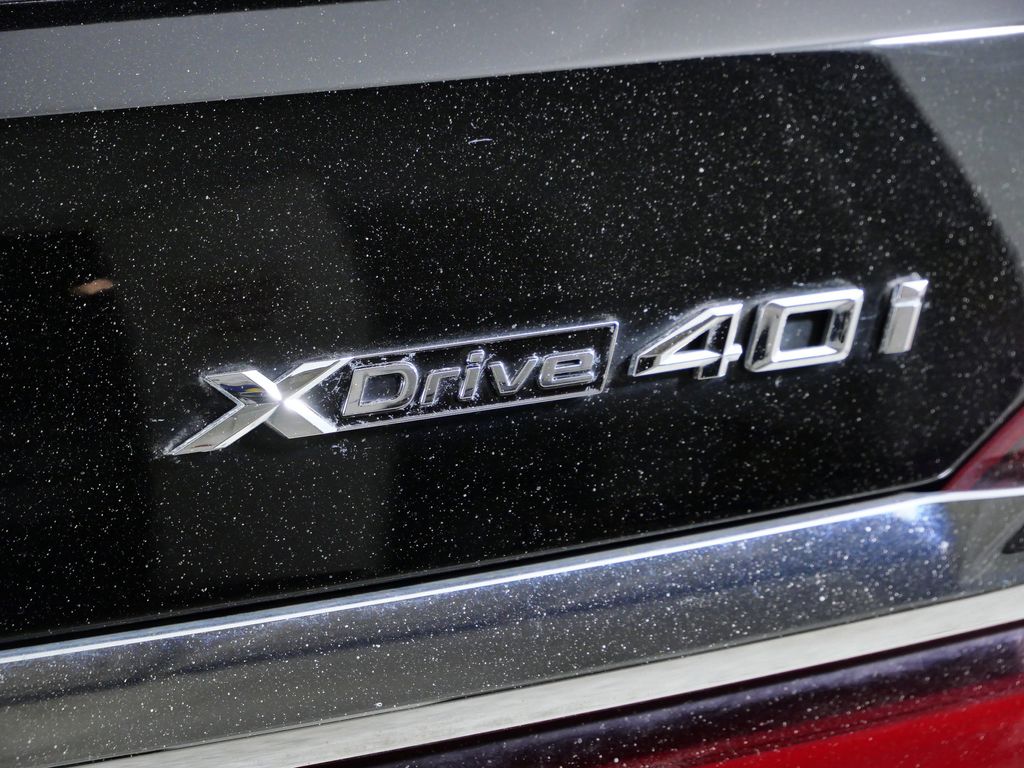 Thumbnail: 2020 BMW X7 - 13