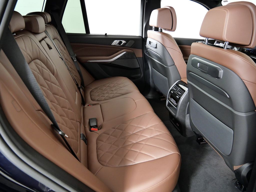 Thumbnail: 2026 BMW X5 - 26