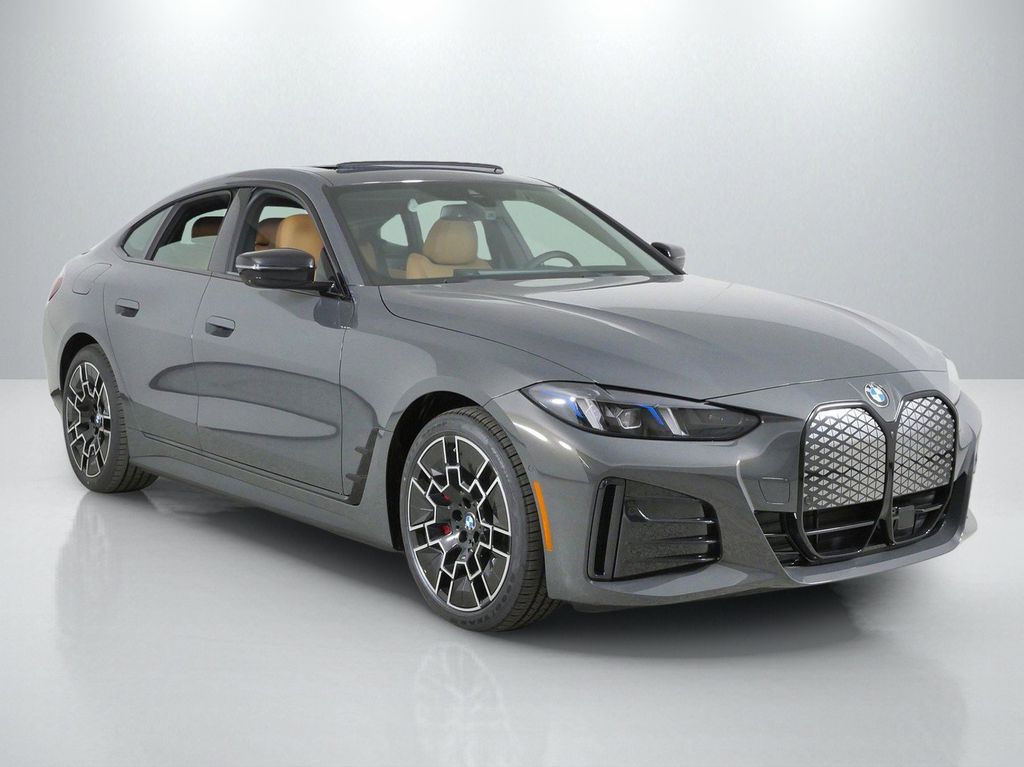 Thumbnail: 2026 BMW i4 - 7