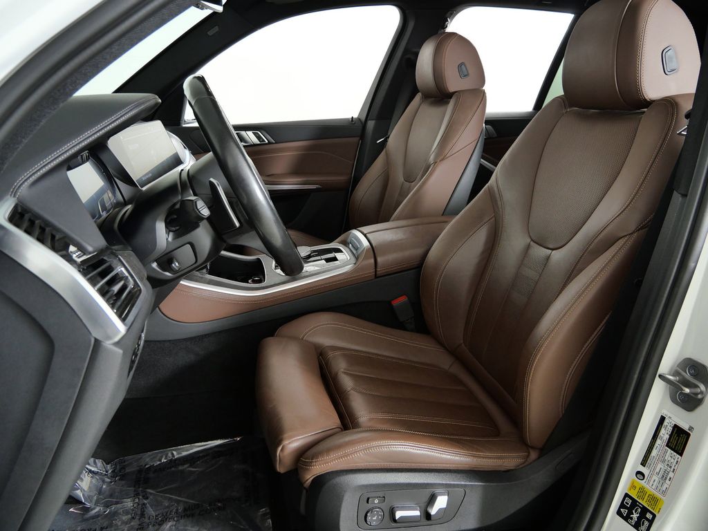 Thumbnail: 2022 BMW X5 - 36