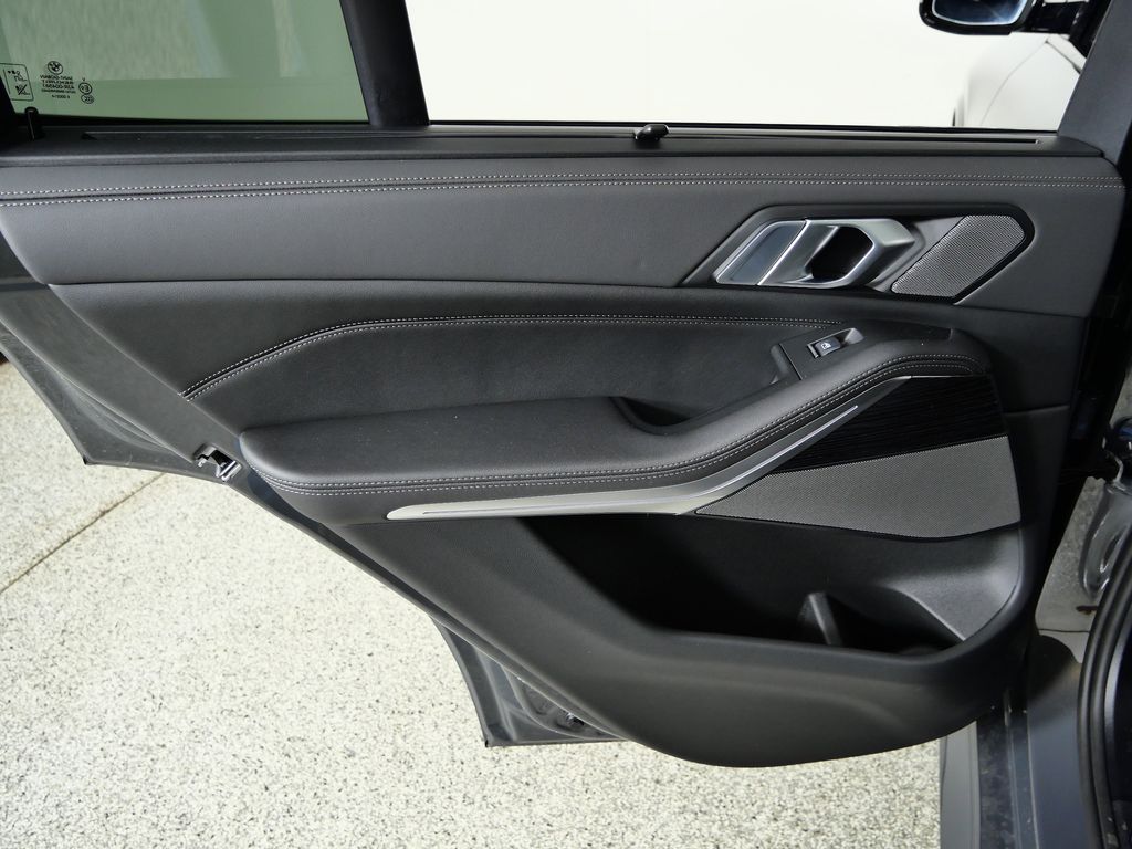 Thumbnail: 2026 BMW X5 - 33