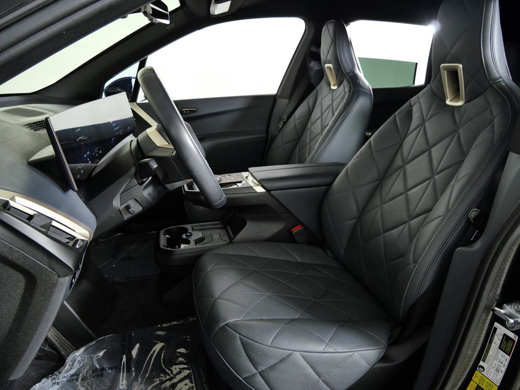 Thumbnail: 2023 BMW iX - 35