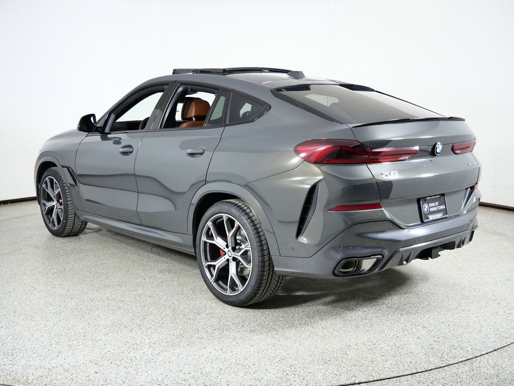 Thumbnail: 2026 BMW X6 - 14