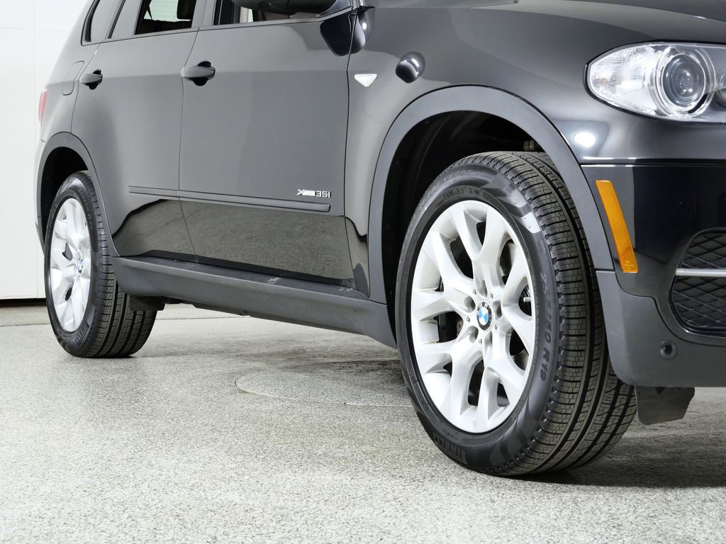 Thumbnail: 2013 BMW X5 - 7