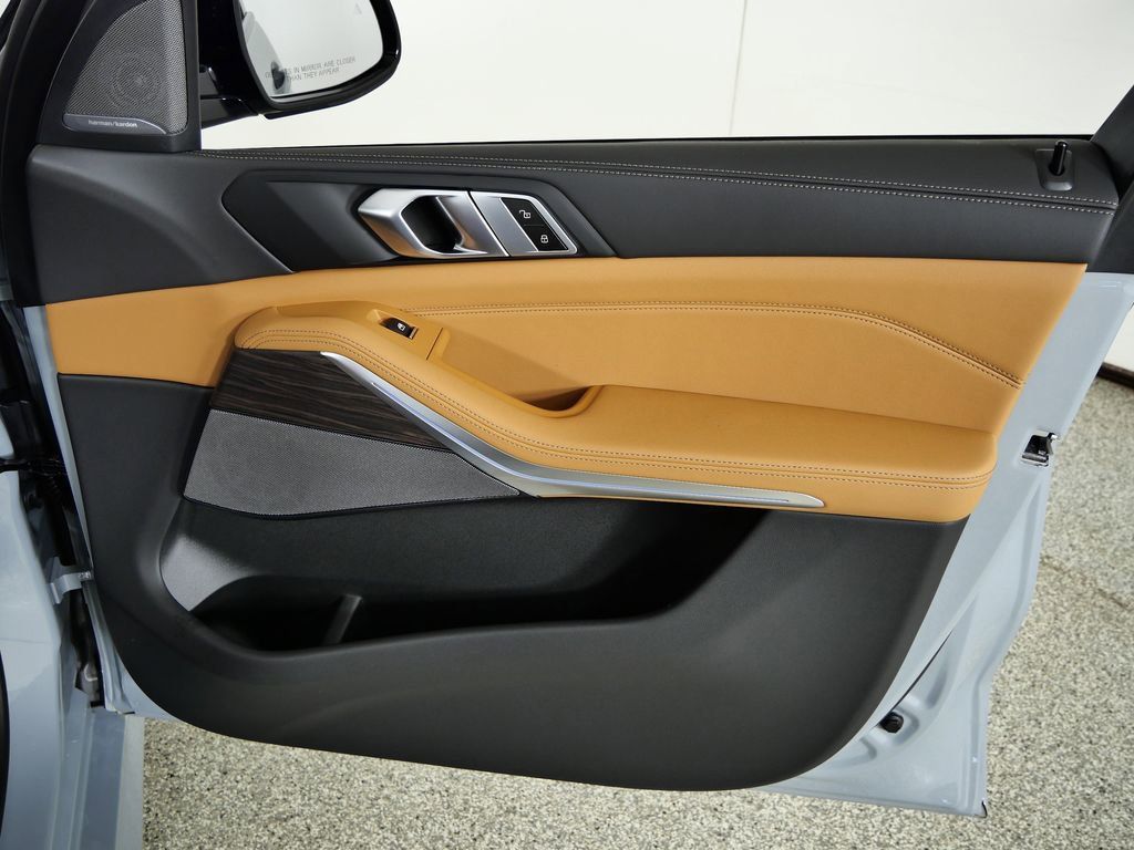 Thumbnail: 2026 BMW X5 - 21