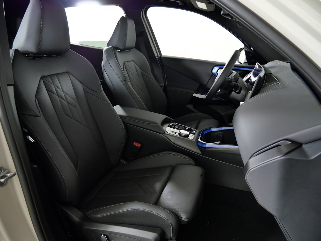 Thumbnail: 2026 BMW X3 - 22