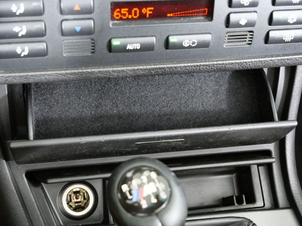 Thumbnail: 2004 BMW M3 - 50