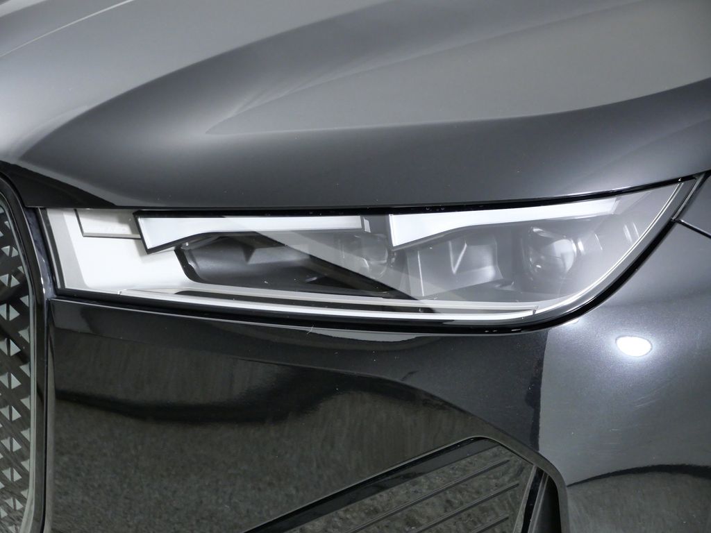 Thumbnail: 2024 BMW iX - 4