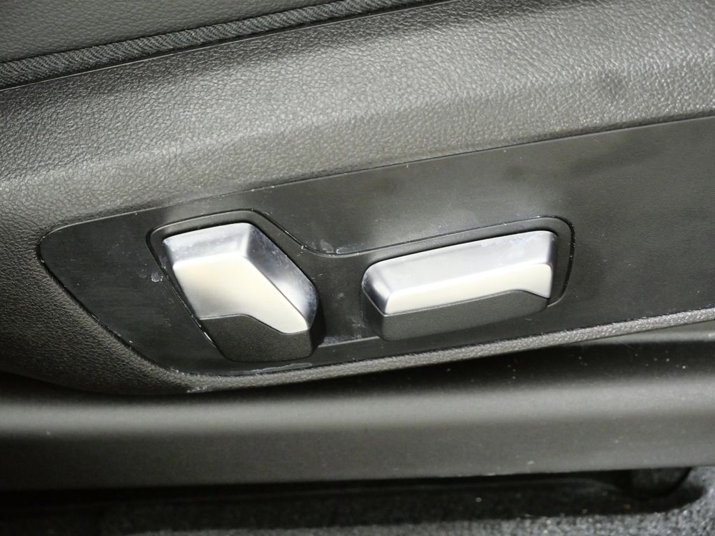 Thumbnail: 2023 BMW X3 - 27