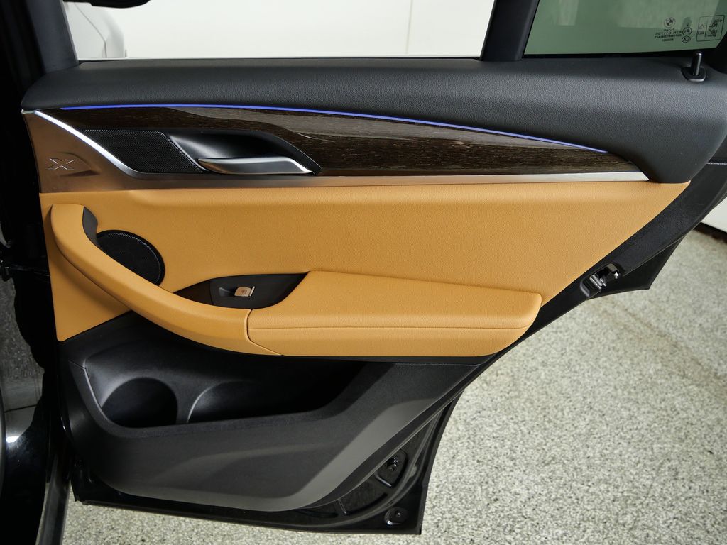 Thumbnail: 2022 BMW X3 - 25