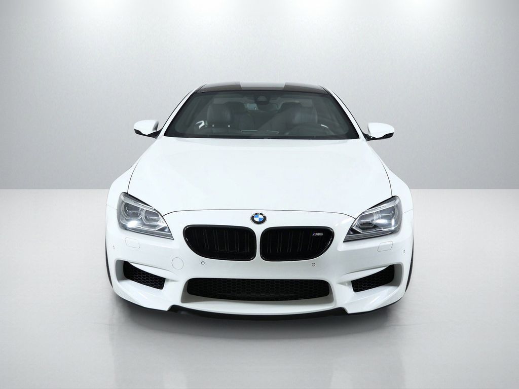 Thumbnail: 2015 BMW M6 - 3