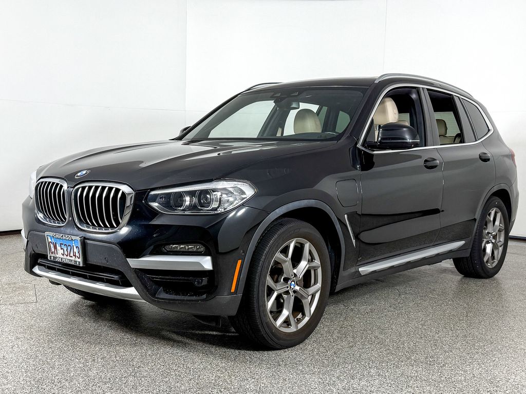 Thumbnail: 2021 BMW X3 - 1