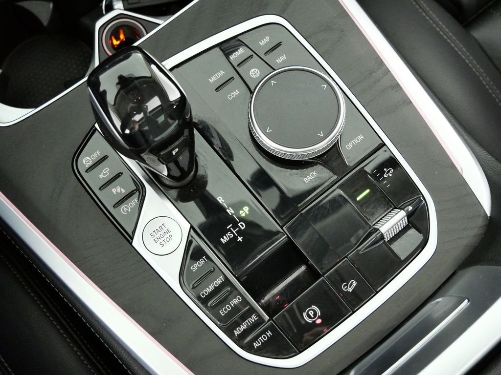 Thumbnail: 2020 BMW X7 - 49