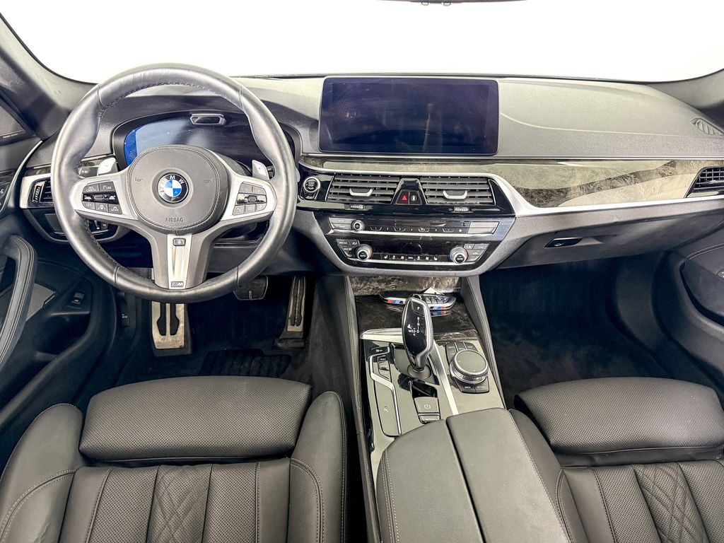 Thumbnail: 2022 BMW 5 Series - 9