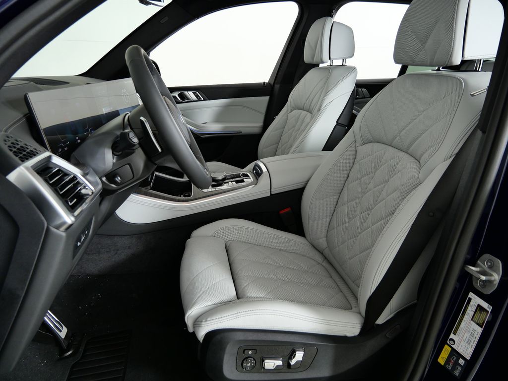 Thumbnail: 2026 BMW X5 - 36