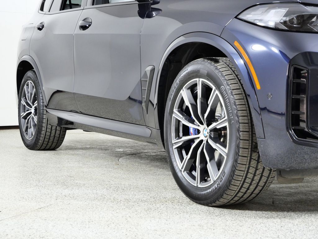 Thumbnail: 2024 BMW X5 - 8