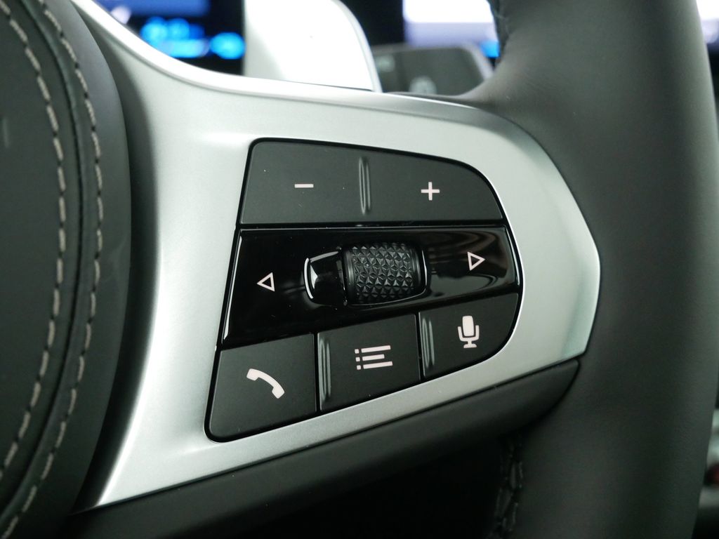 Thumbnail: 2026 BMW X5 - 37