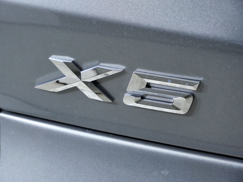 Thumbnail: 2026 BMW X5 - 13