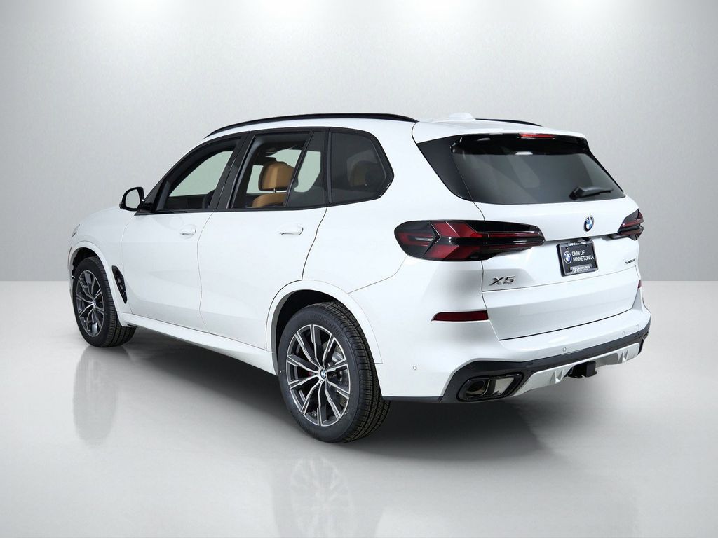 Thumbnail: 2026 BMW X5 - 14