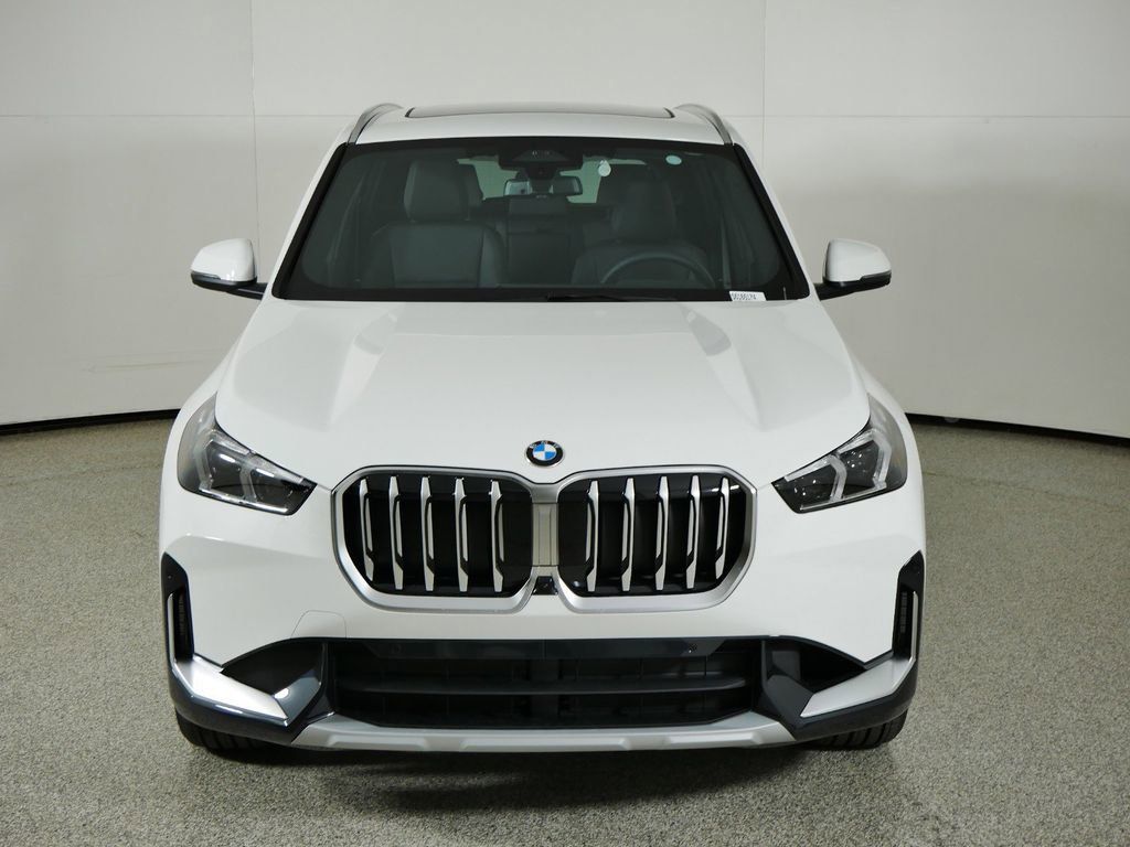Thumbnail: 2025 BMW X1 - 6