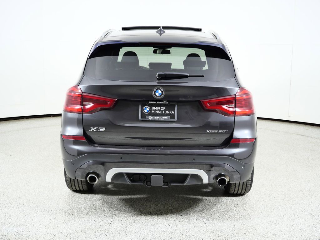 Thumbnail: 2021 BMW X3 - 11