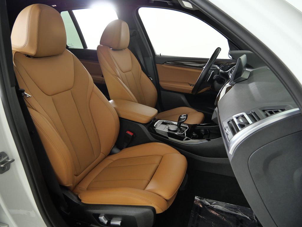 Thumbnail: 2023 BMW X3 - 26