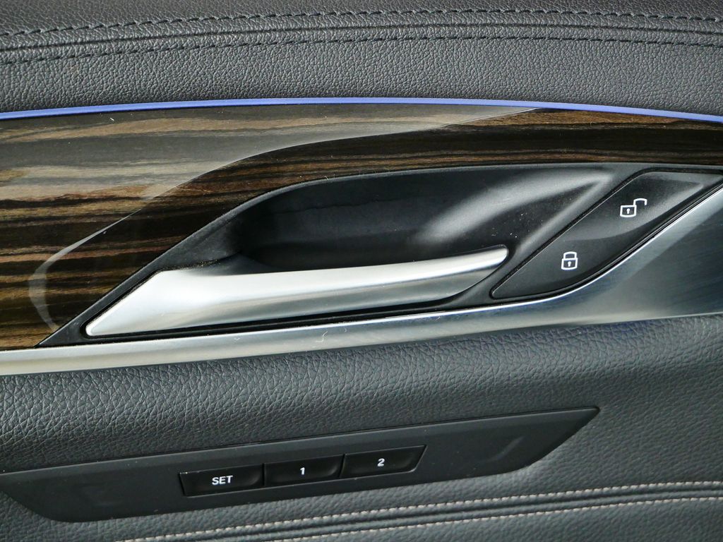 Thumbnail: 2019 BMW 6 Series - 34