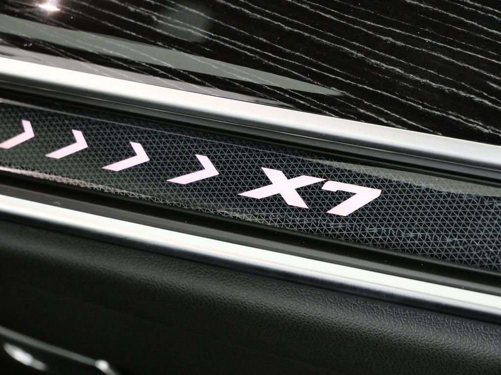 Thumbnail: 2026 BMW X7 - 24